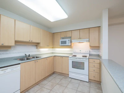 104-15150 29a Avenue - 4