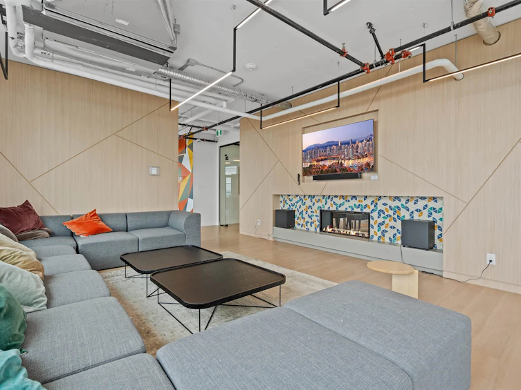 809-13725 George Junction, Surrey, BC, V3T 0V7 - 7