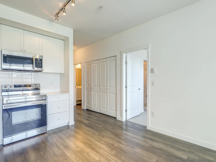 215-15825 85 Avenue, Surrey, BC, V4N 6W9 - 8