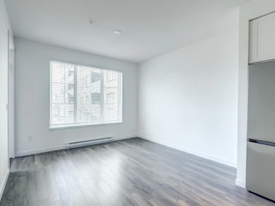 215-15825 85 Avenue - 3