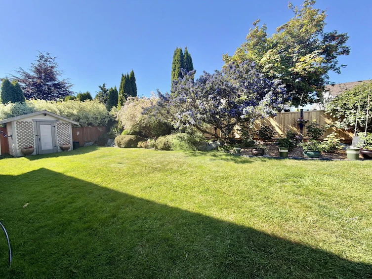 910 Oceanmount Boulevard, Gibsons, BC, V0N 1V8 - 5