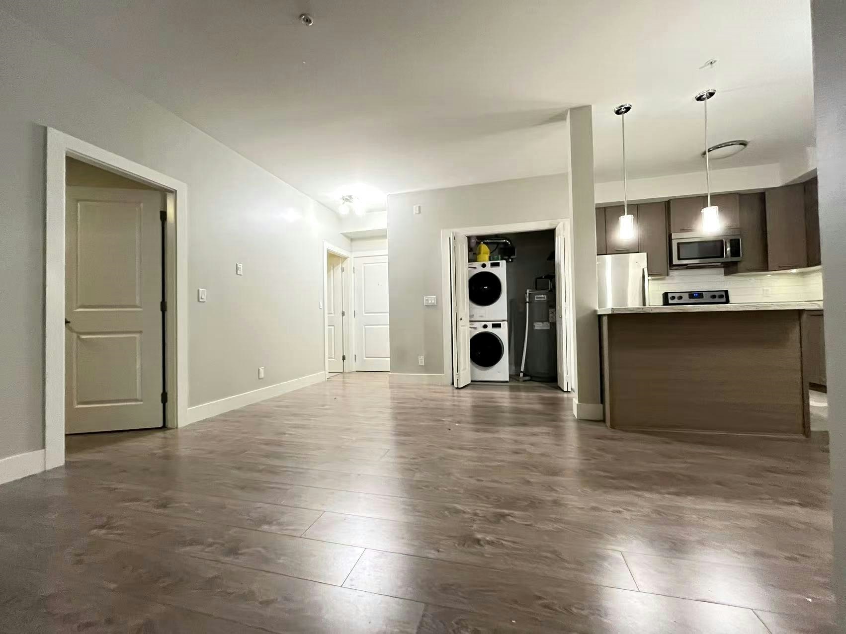 305-7377 14th Avenue, Burnaby, BC, V3N 1Z7 - 4