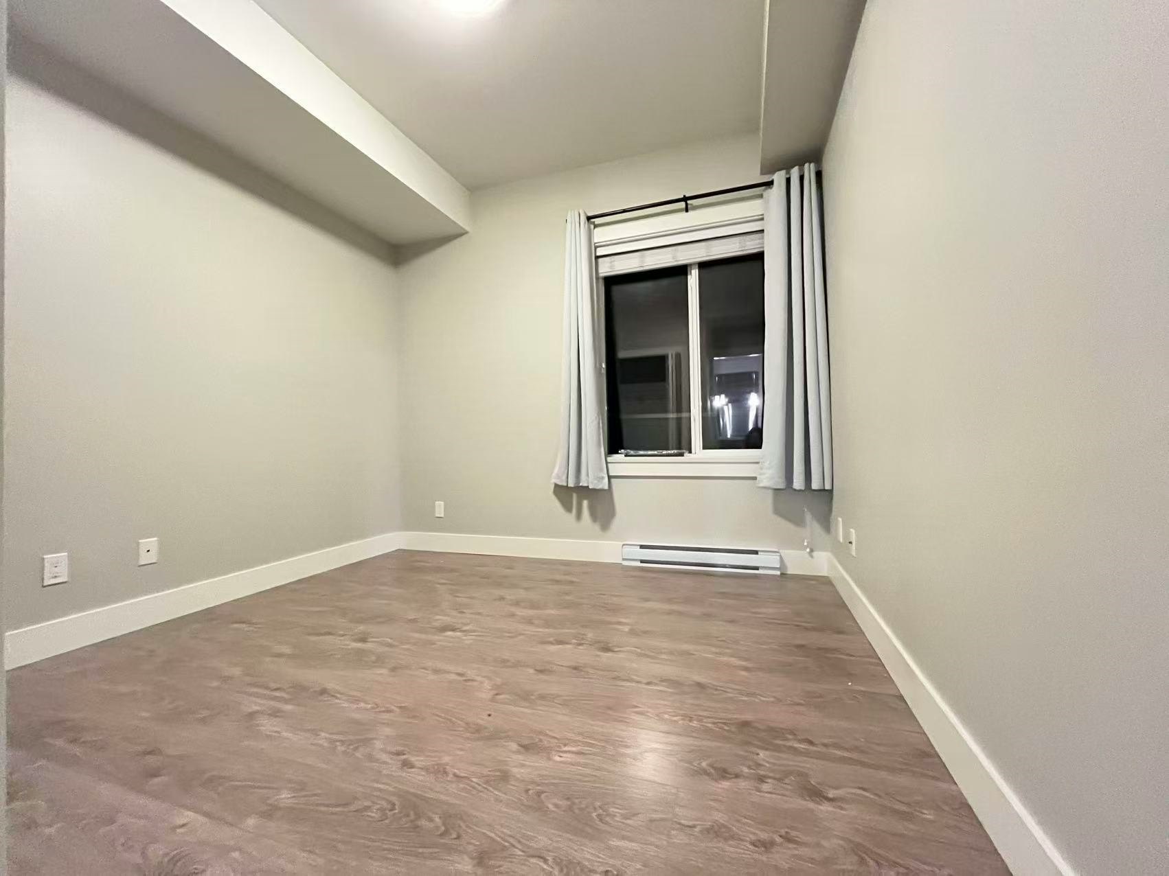 305-7377 14th Avenue, Burnaby, BC, V3N 1Z7 - 7