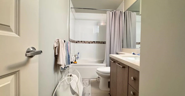 305-7377 14th Avenue, Burnaby, BC, V3N 1Z7 - 5