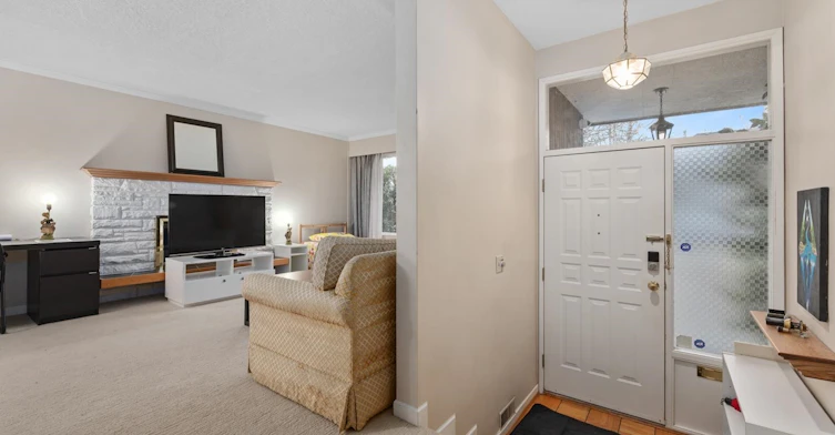 3845 W 14 Avenue, Vancouver, BC, V6R 2X1 - 14