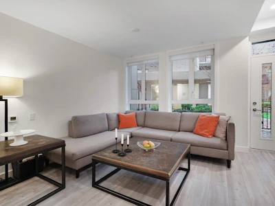 124-2035 Glenaire Drive - 5