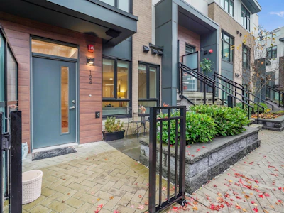 124-2035 Glenaire Drive - 3