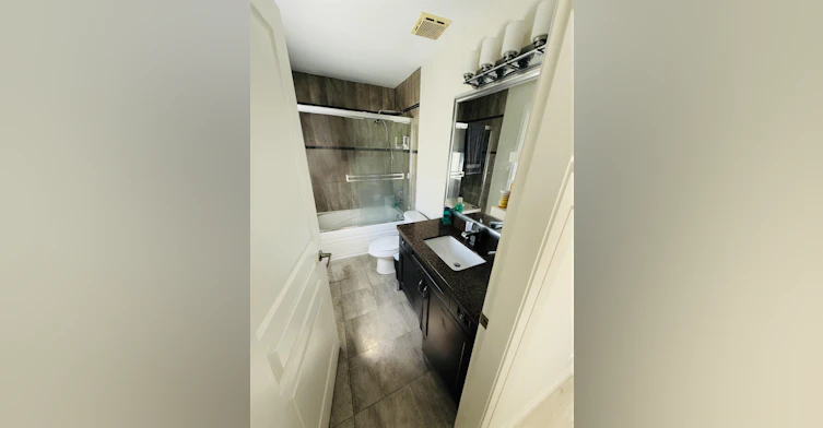 Main floor-7111 194b Street, Surrey, BC, V4N 5Z4 - 7