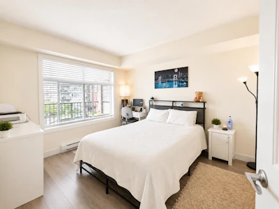 319-9422 Victor Street - 4