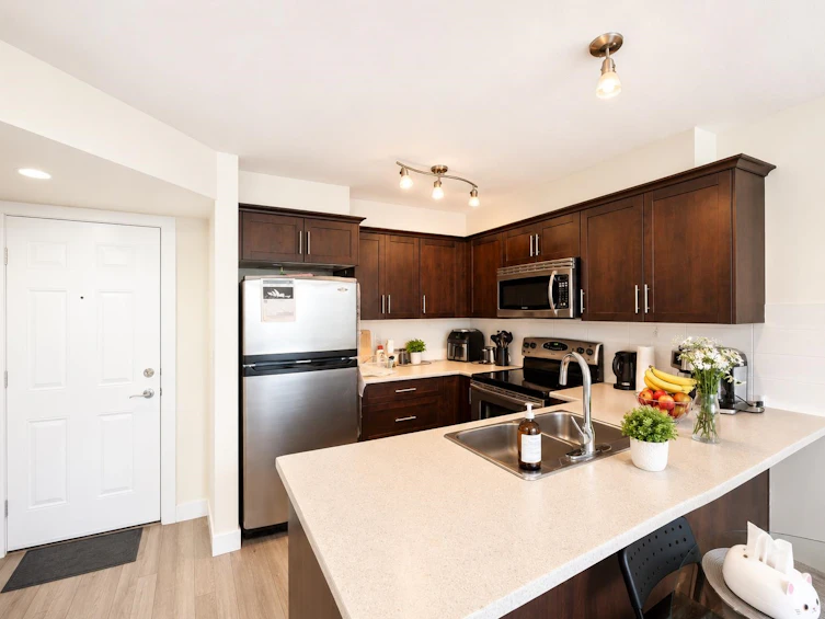 319-9422 Victor Street, Chilliwack, BC, V2P 0B8 - 3