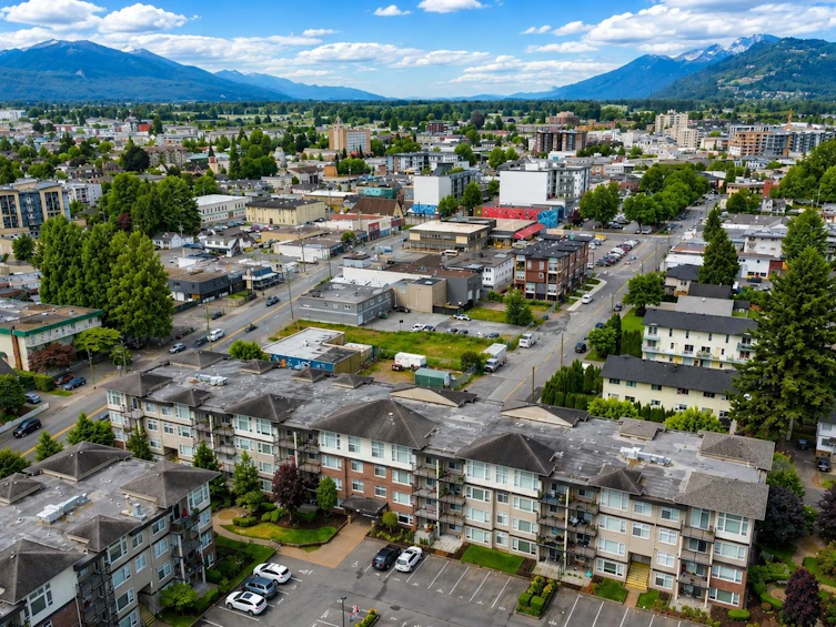 319-9422 Victor Street, Chilliwack, BC, V2P 0B8 - 9