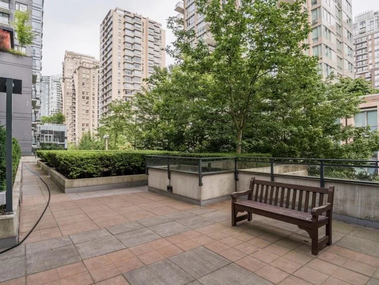 1072 Seymour Street, Vancouver, BC, V6B 3M6 - 12