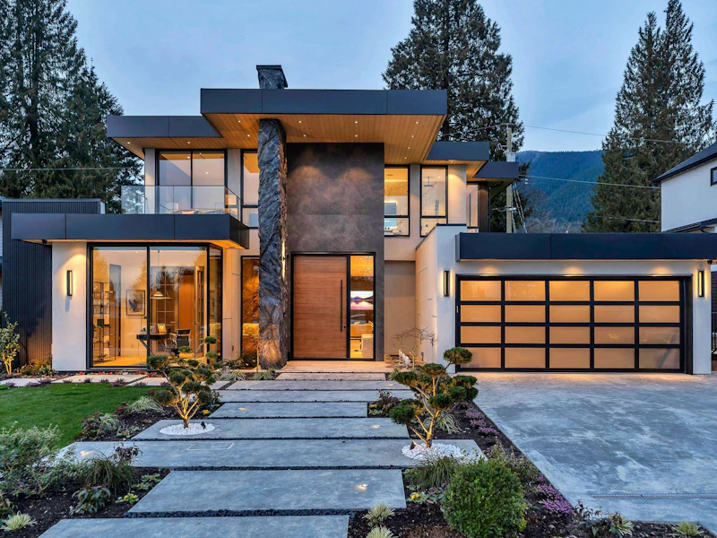 922 Wentworth Avenue, North Vancouver BC V7R 1R7