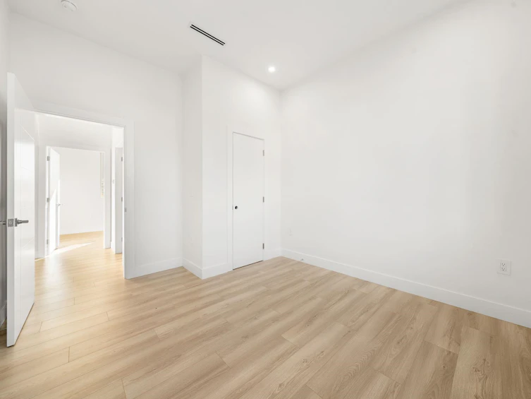 1-3583 Haida Street, Vancouver, BC, V5M 3Y9 - 23