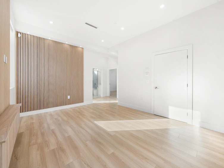 1-3583 Haida Street, Vancouver, BC, V5M 3Y9 - 8