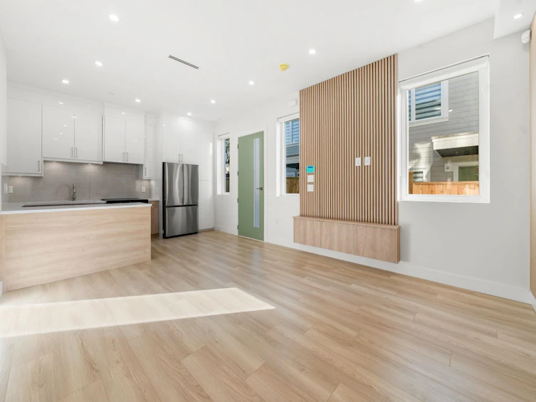 1-3583 Haida Street, Vancouver, BC, V5M 3Y9 - 6