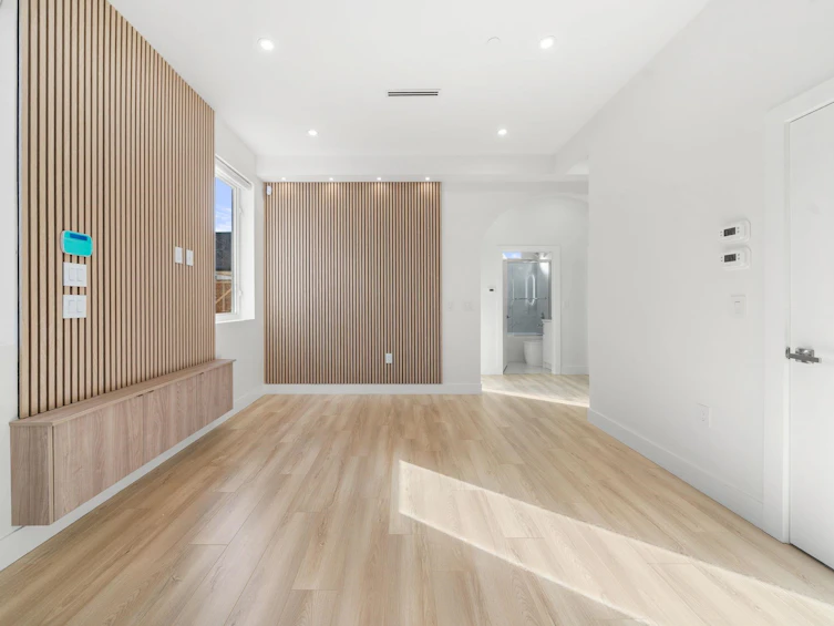 1-3583 Haida Street, Vancouver, BC, V5M 3Y9 - 7