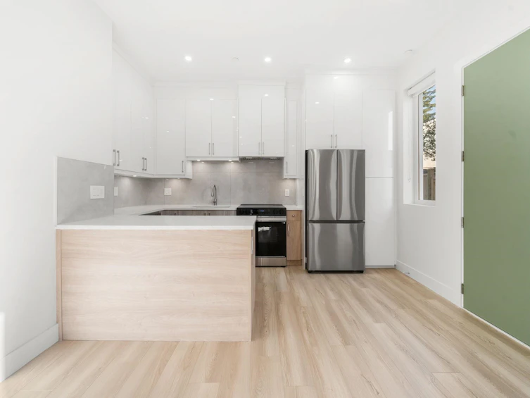 1-3583 Haida Street, Vancouver, BC, V5M 3Y9 - 4