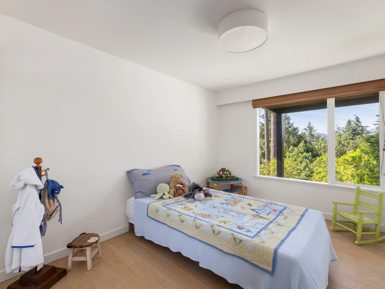 6485 Madrona Crescent, West Vancouver, BC, V7W 2J7 - 27