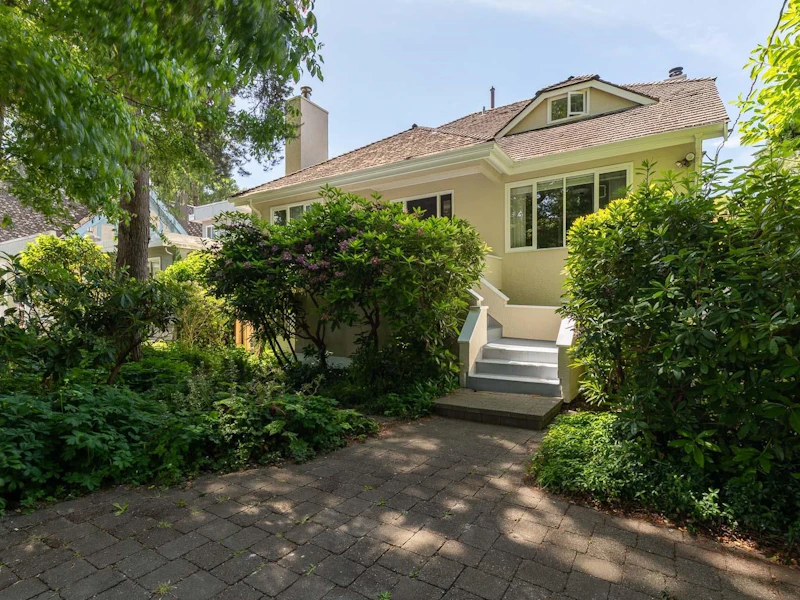 6309 Dunbar Street, Vancouver BC V6N 1X3