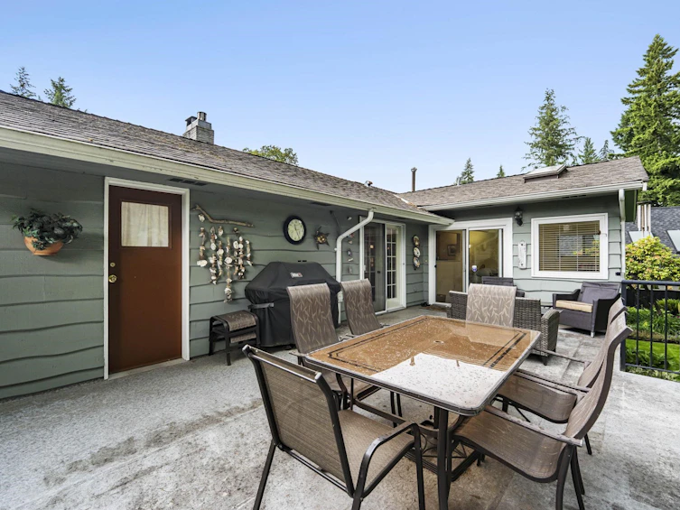 927 Selkirk Crescent, Coquitlam, BC, V3J 6E4 - 33