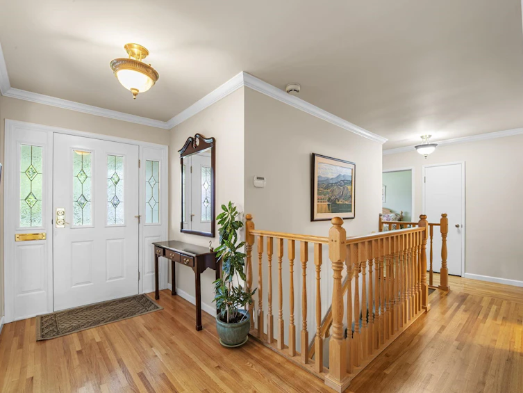 927 Selkirk Crescent, Coquitlam, BC, V3J 6E4 - 16