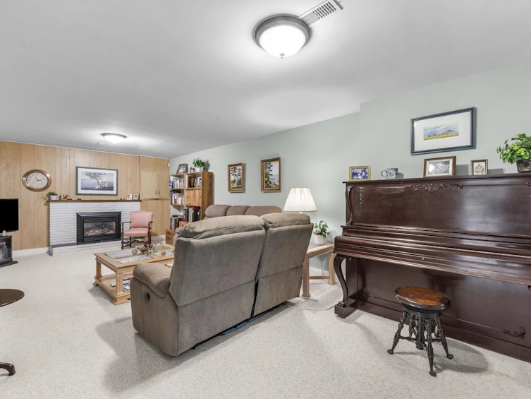 927 Selkirk Crescent, Coquitlam, BC, V3J 6E4 - 23