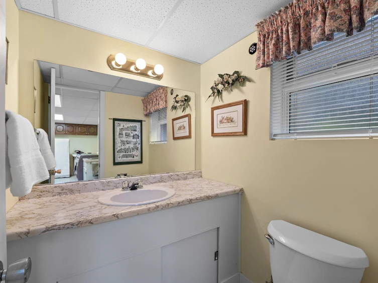 927 Selkirk Crescent, Coquitlam, BC, V3J 6E4 - 30