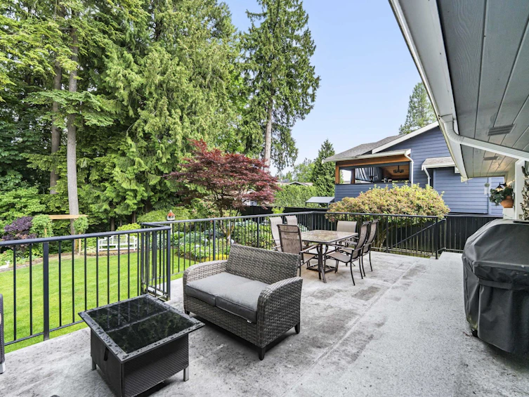927 Selkirk Crescent, Coquitlam, BC, V3J 6E4 - 34