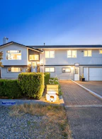 27042 28b Avenue