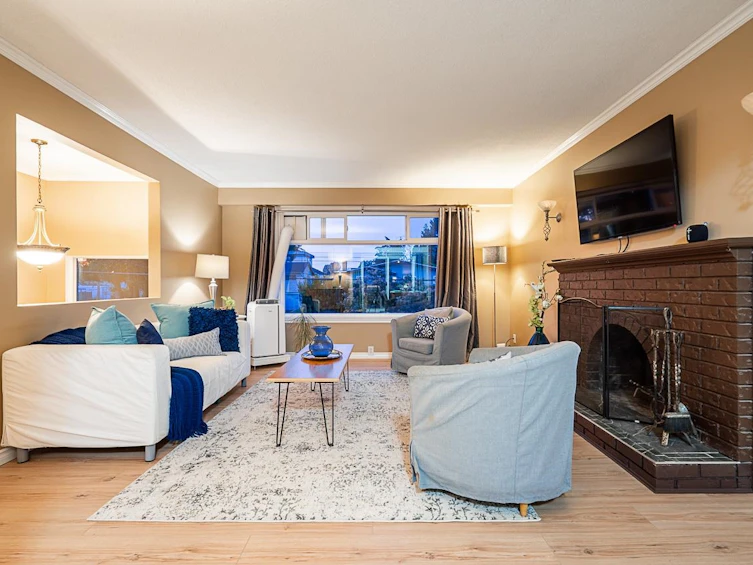 27042 28b Avenue, Langley, BC, V4W 3A5 - 3