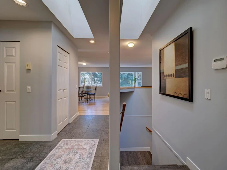 7629 Redrooffs Road, Halfmoon Bay, BC, V7Z 1C4 - 2