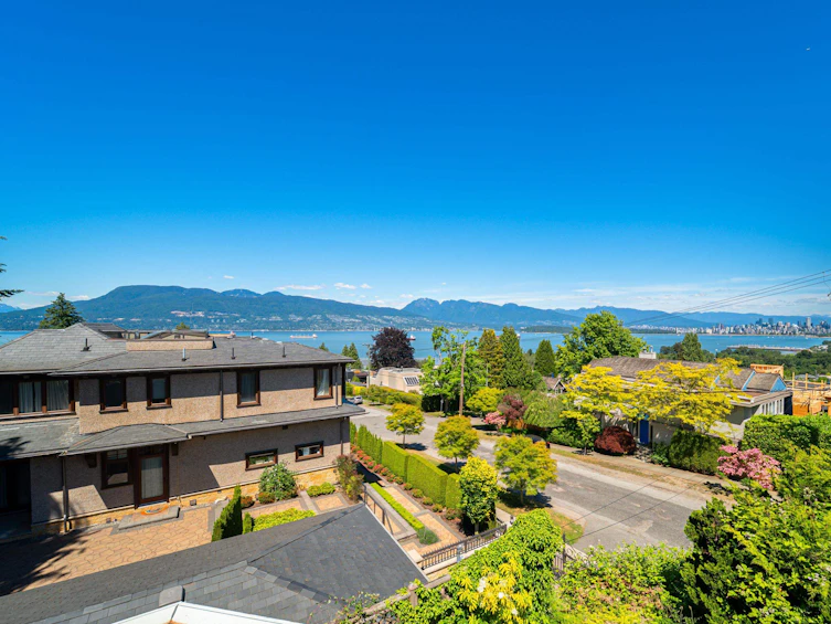 1937 Tolmie Street, Vancouver, BC, V6R 4C1 - 4