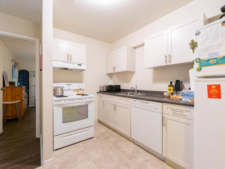222-8231 Granville Avenue, Richmond, BC, V6Y 3A4 - 9