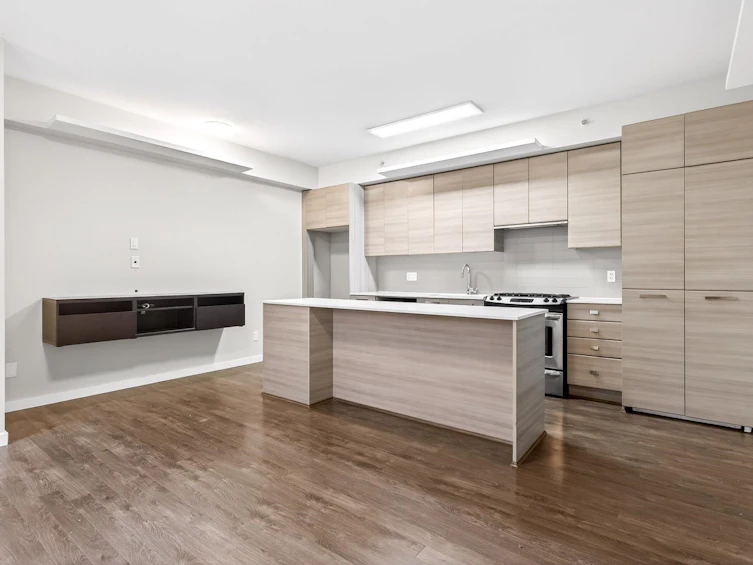 8-6965 Hastings Street, Burnaby, BC, V5B 1S9 - 11