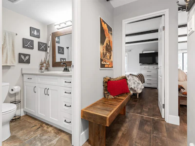 309B-21000 Enzian Way - 2