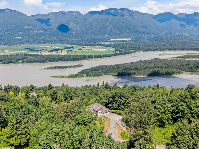 8439 Grand View Drive, Chilliwack, BC, V2R 4A2 - 33