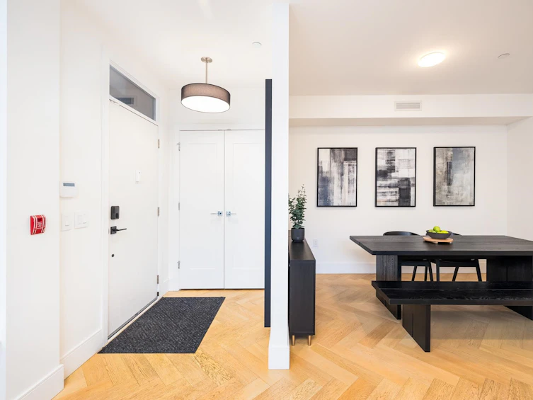 601 W 31st Avenue, Vancouver, BC, V5Z 0J7 - 6