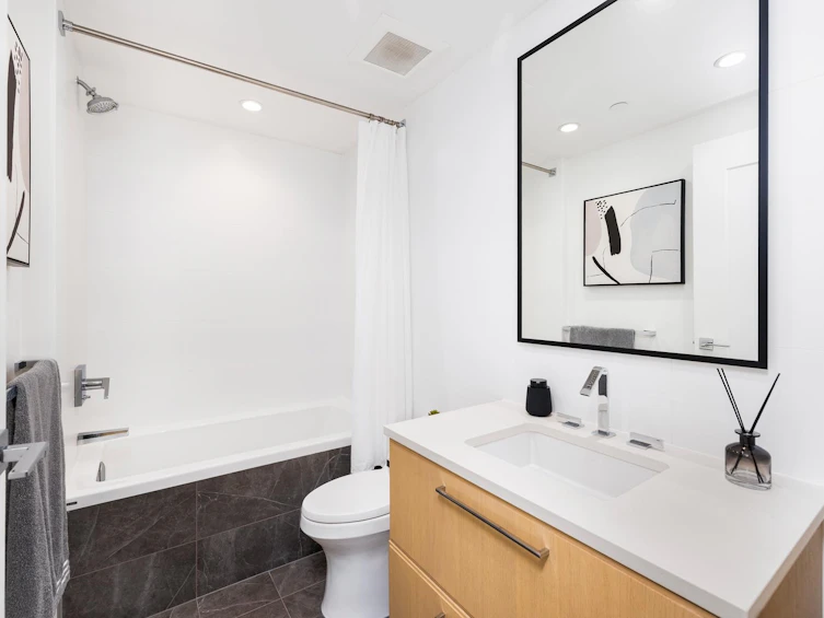 601 W 31st Avenue, Vancouver, BC, V5Z 0J7 - 14