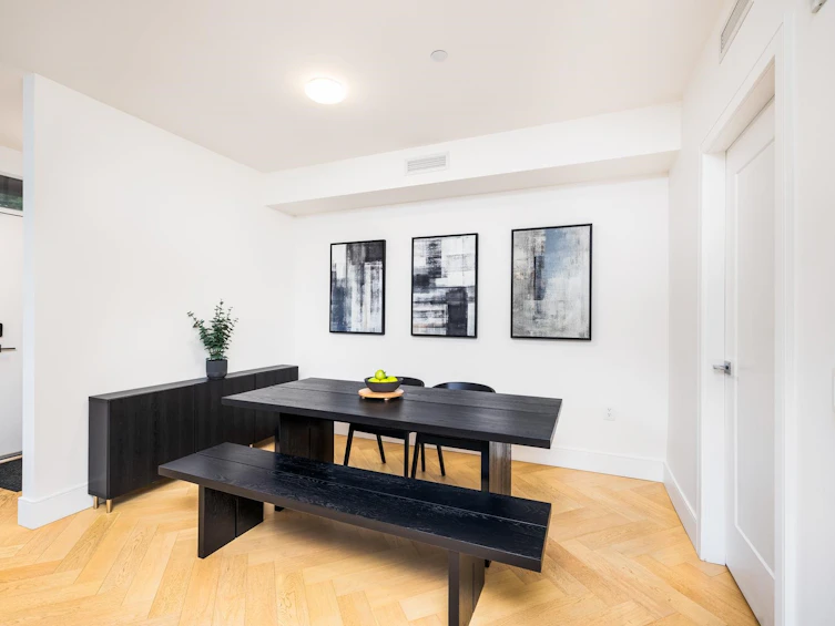 601 W 31st Avenue, Vancouver, BC, V5Z 0J7 - 5