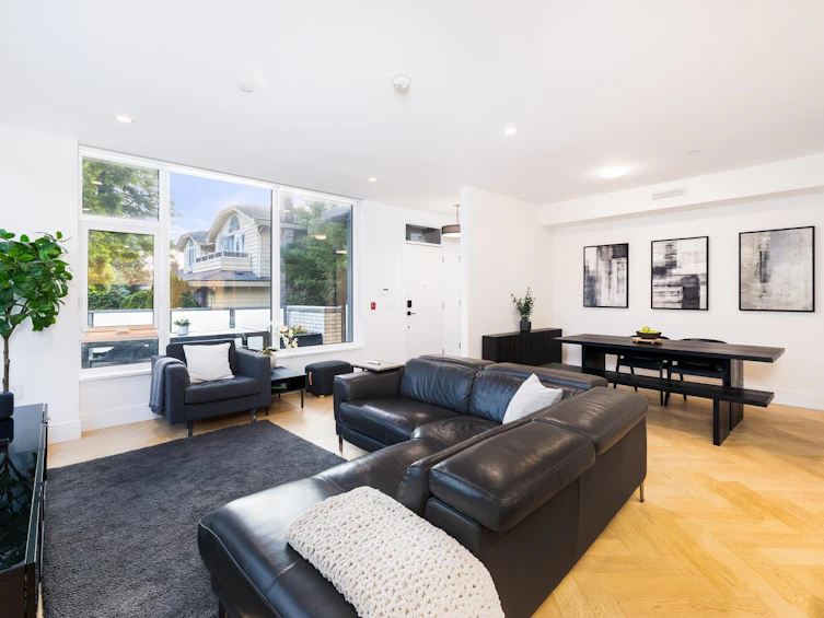 601 W 31st Avenue, Vancouver, BC, V5Z 0J7 - 4