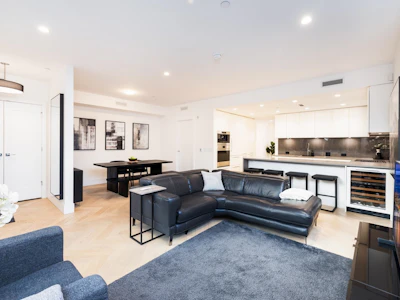 601 W 31st Avenue - 3