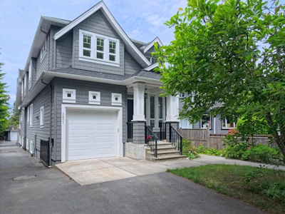 5855 St. George Street - 2