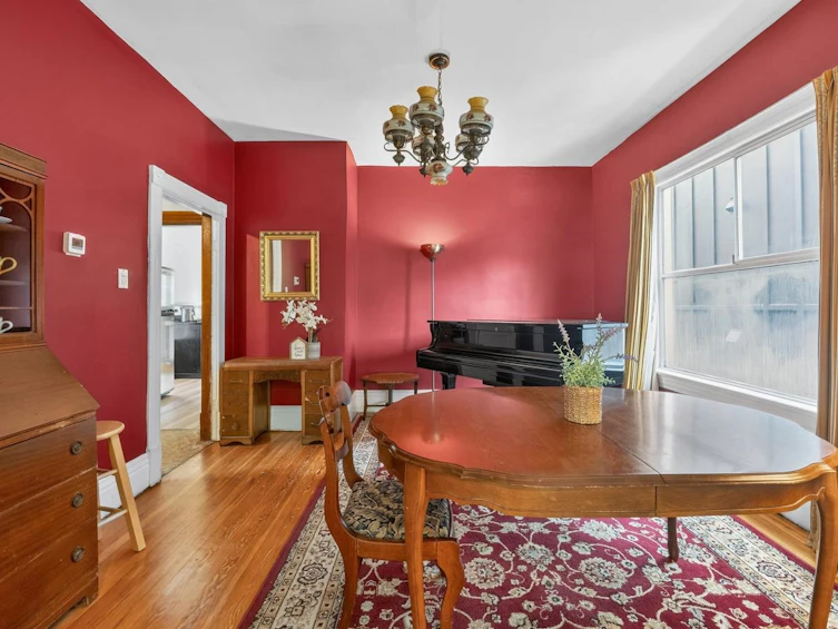 3450 Welwyn Street, Vancouver, BC, V5N 2Y7 - 8