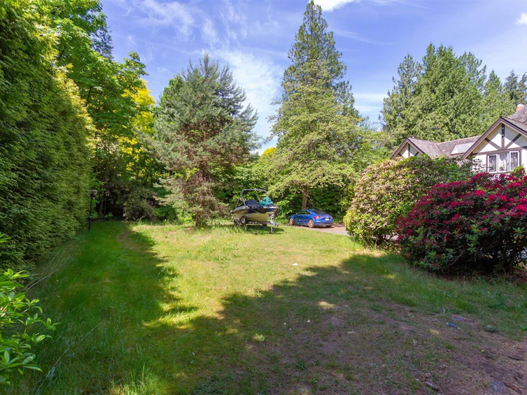 4755 W 4th Avenue, Vancouver, BC, V6T 1C3 - 10