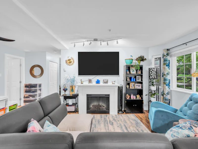 112-14877 100 Avenue - 2