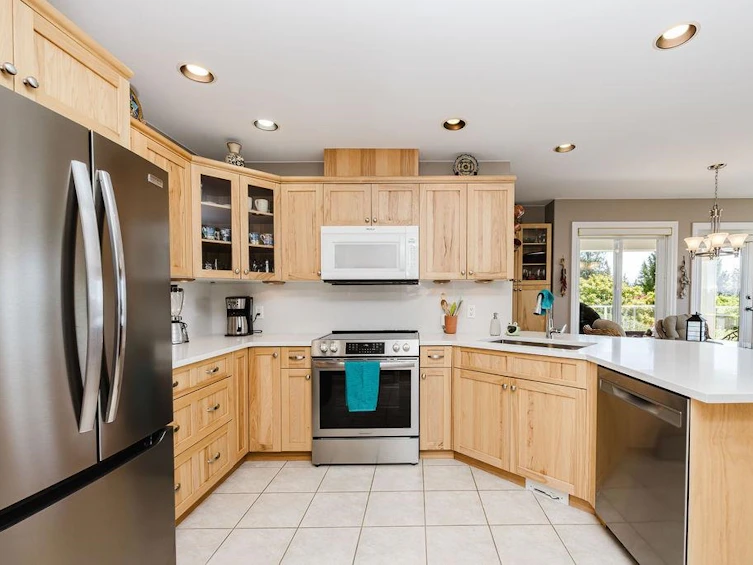 6252 Baillie Road, Sechelt, BC, V7Z 0R5 - 9