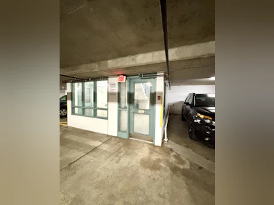 383-1233 Pacific Boulevard - 4