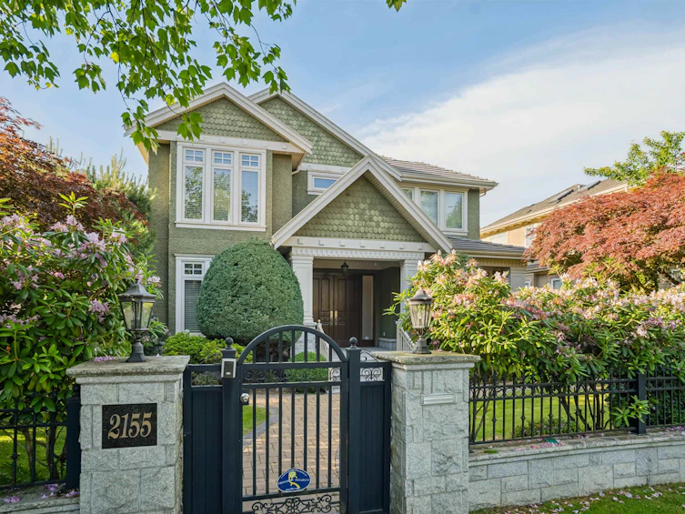 2155 W 37th Avenue, Vancouver, BC, V6M 1N9 - 2