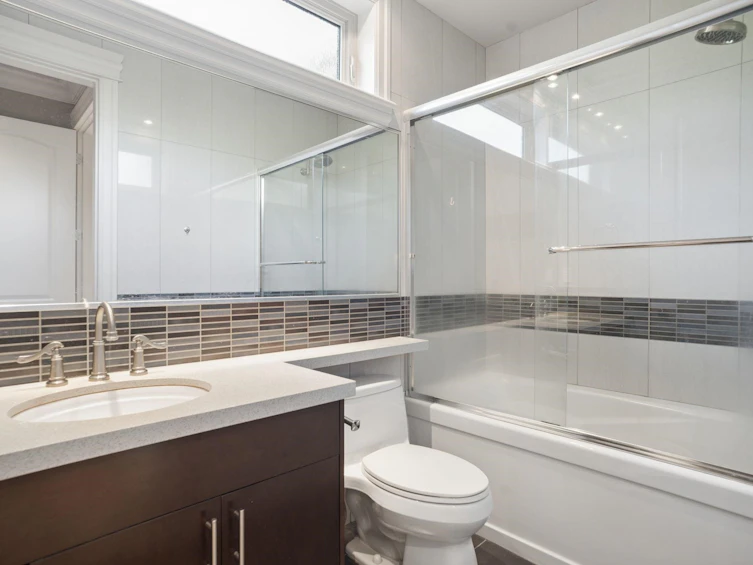 2155 W 37th Avenue, Vancouver, BC, V6M 1N9 - 22